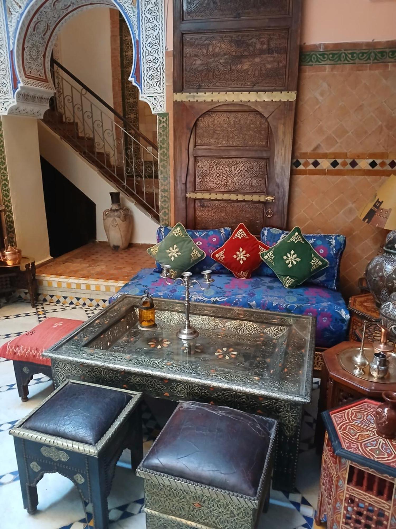Riad Idrissi مكناز المظهر الخارجي الصورة