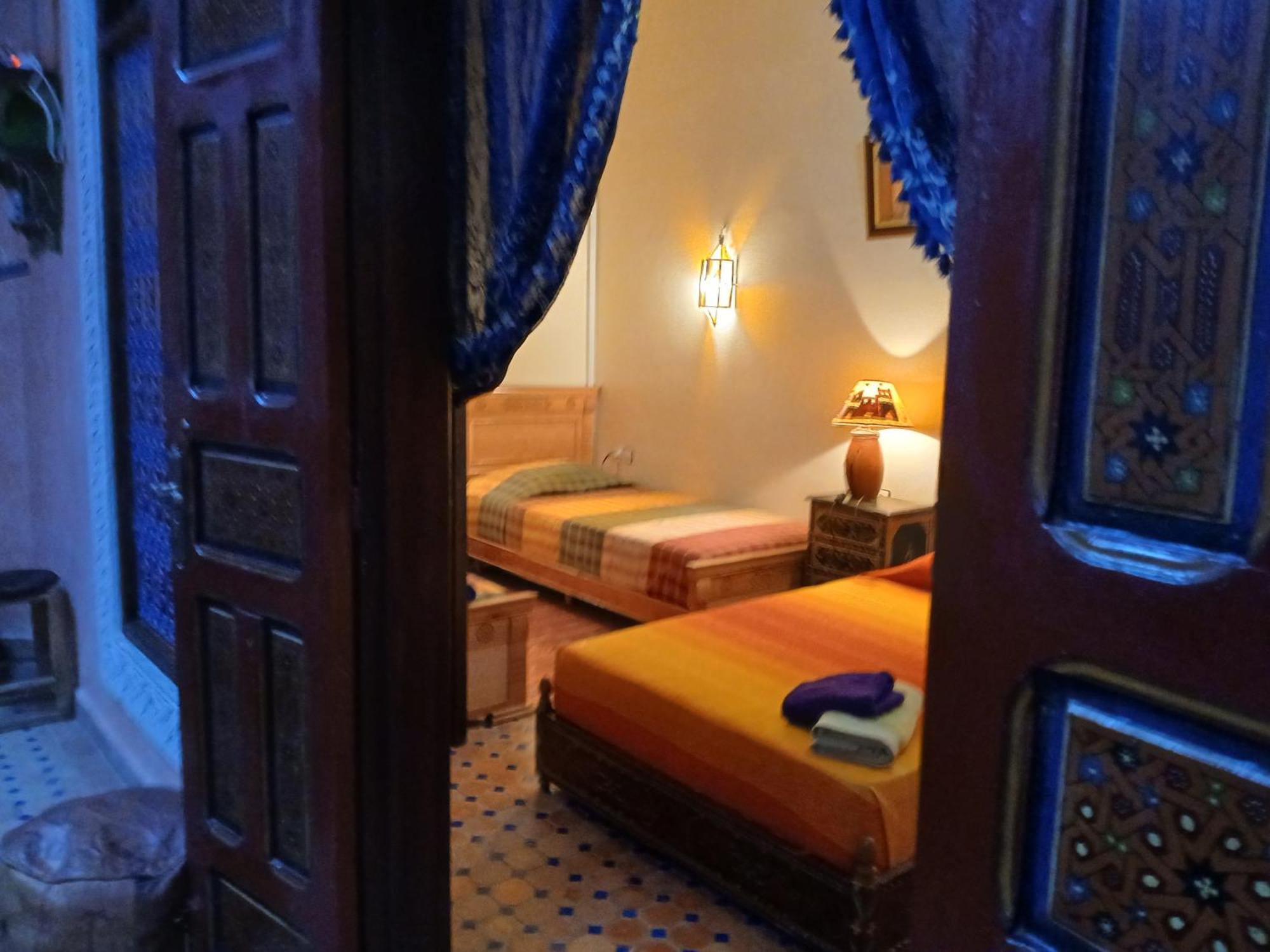 Riad Idrissi مكناز المظهر الخارجي الصورة